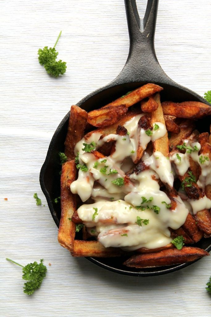 fondue cheese fries