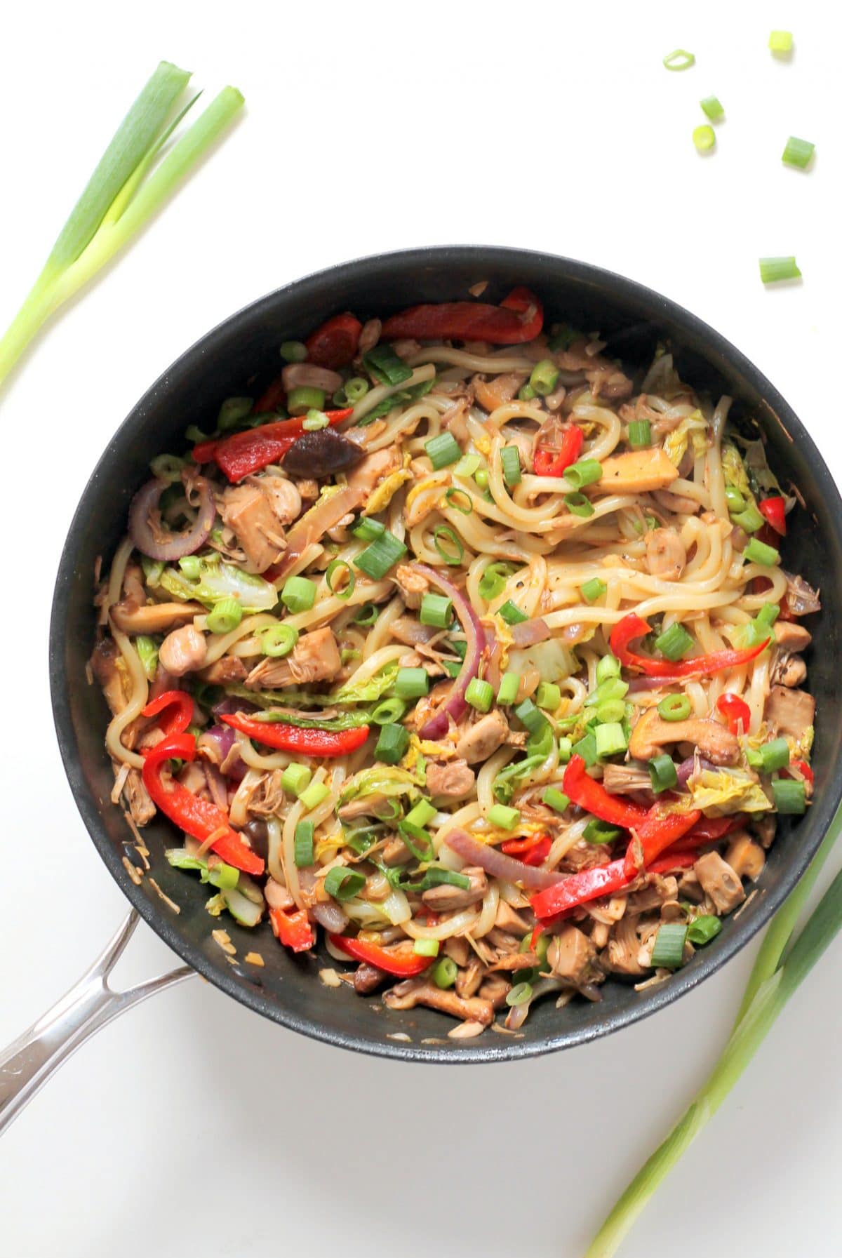 Vegan Udon Noodle Stir Fry with Jackfruit Happy Veggie Kitchen