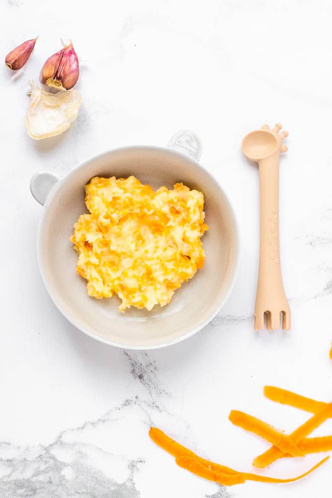 Easy Scrambled Eggs for Baby (6+ months) - Baby Foode