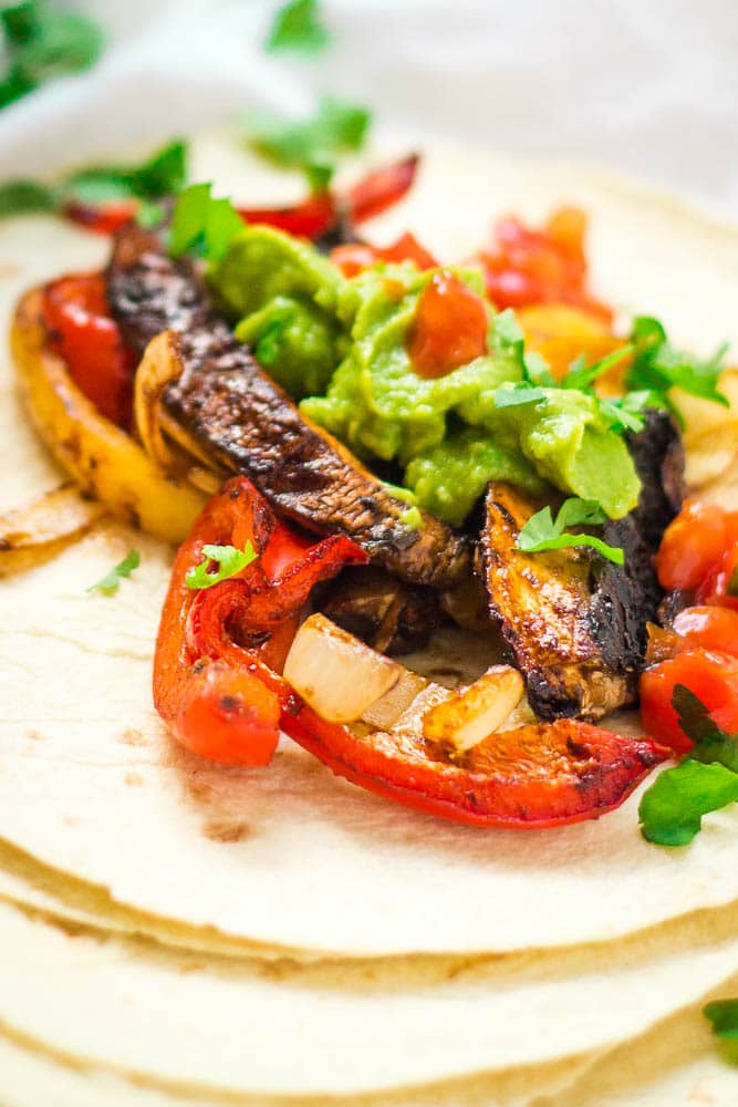 Air Fryer Veggie Fajitas - easy air fryer dinner recipes for beginners
