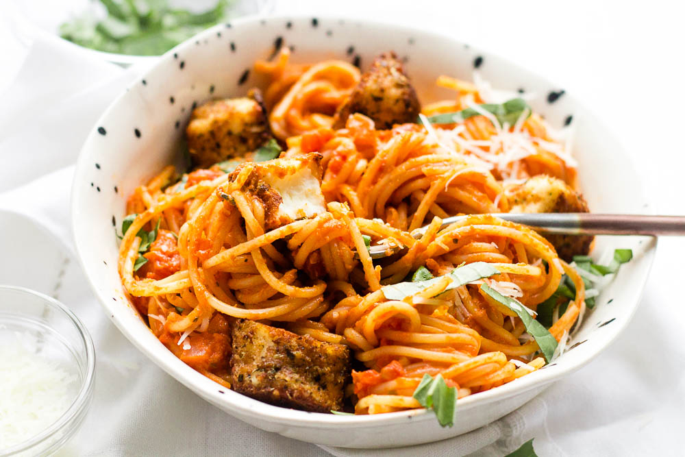 Spaghetti with Breaded Halloumi Balls Happy Veggie Kitchen