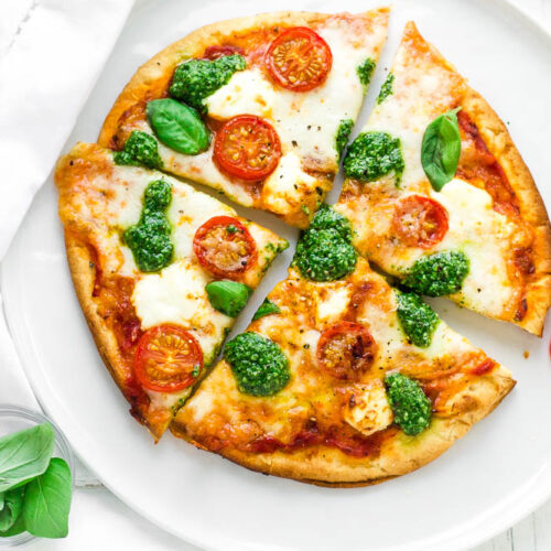 tomato-mascarpone-pizza-happy-veggie-kitchen