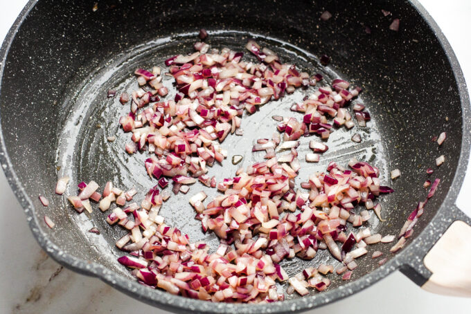 Cherry Tomato Spaghetti Sauce - Happy Veggie Kitchen