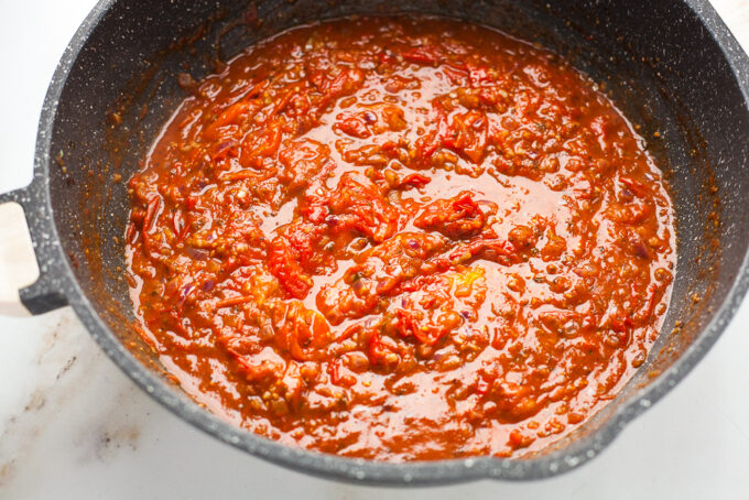 Cherry Tomato Spaghetti Sauce - Happy Veggie Kitchen