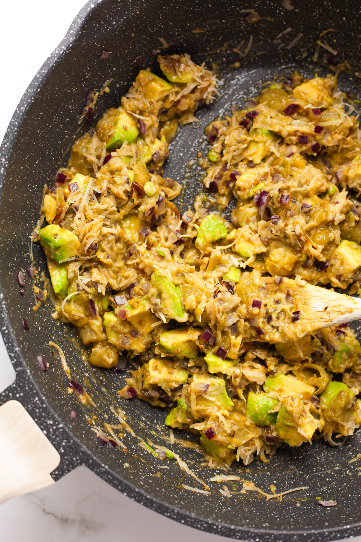 Southwestern Pasta with Green Tomatoes & Avocado - Happy Veggie Kitchen