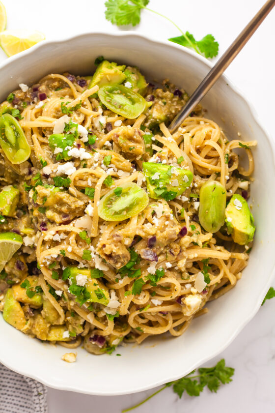 Southwestern Pasta with Green Tomatoes & Avocado - Happy Veggie Kitchen