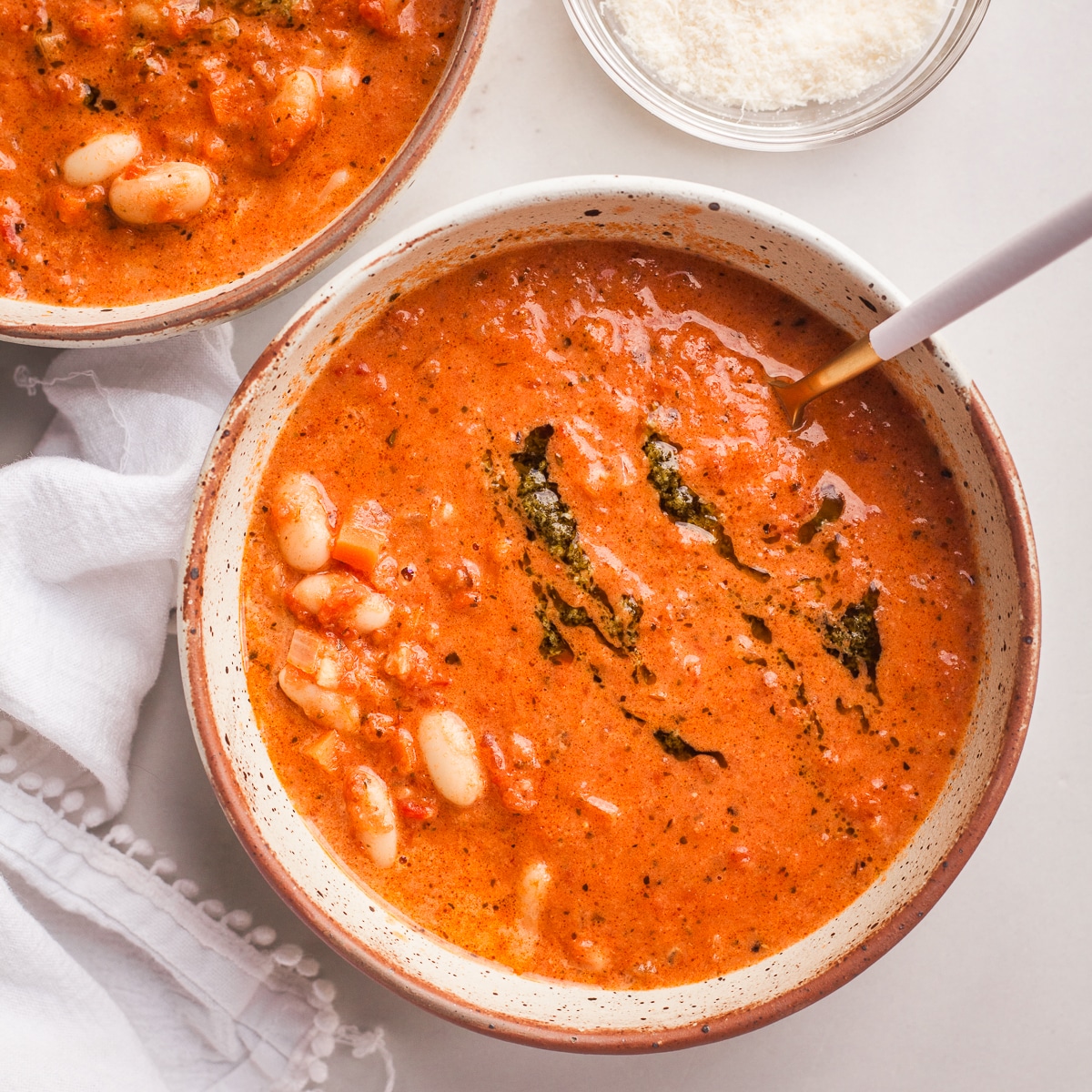 Tomato, Pesto & White Bean Soup-image